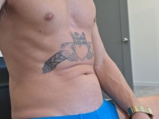 hungirish444 live webcam thumbnail