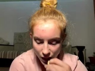 huongbaldinger live webcam thumbnail