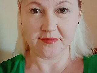 I_amVeronicle live webcam thumbnail