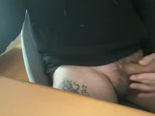 iadorekitties live webcam thumbnail