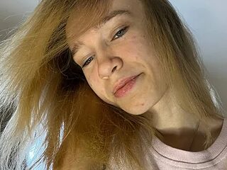 Ilsy_Merous live webcam thumbnail