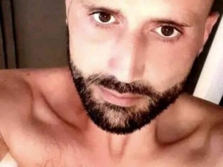 illann97126 live webcam thumbnail