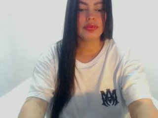 imsweetlips live webcam thumbnail