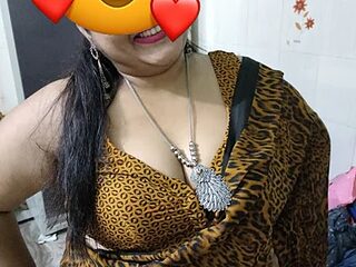 Indian-hotm-Neha live webcam thumbnail