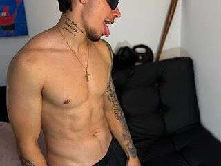 iNoah_sins live webcam thumbnail