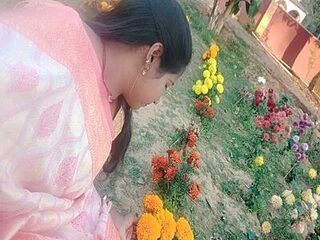 indian_localwife live webcam thumbnail