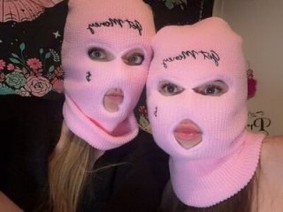 innocentgirlys live webcam thumbnail