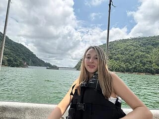 Iriana_Miller live webcam thumbnail
