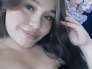 Irina_zafira live webcam thumbnail