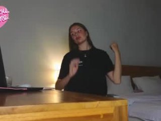 iris_chat live webcam thumbnail