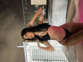 ISABELFORYOU1 live webcam thumbnail