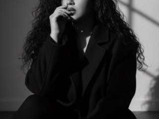 Isa__Blanc live webcam thumbnail