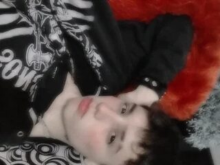 Isaac_Grey live webcam thumbnail