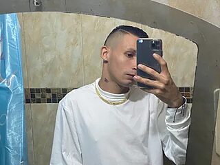 Isaak_26 live webcam thumbnail