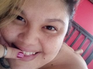 IsabelCristine live webcam thumbnail