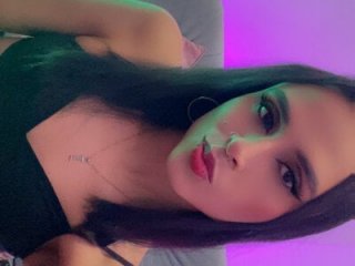 Isabella_Hillss live webcam thumbnail
