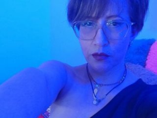 Isabelle_Lov18 live webcam thumbnail