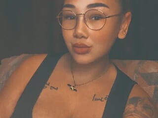 IslandGalx live webcam thumbnail
