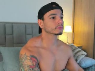 isaacsuarez live webcam thumbnail