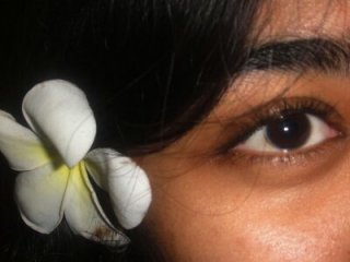isha_here live webcam thumbnail