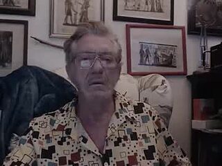 isubmissiveslut live webcam thumbnail