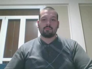 italianbigboy932 live webcam thumbnail