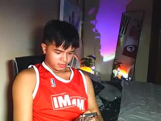 its_charliexcx live webcam thumbnail
