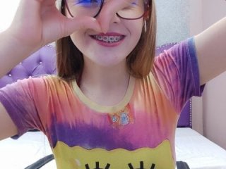 itslailacute live webcam thumbnail