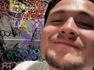 itsthecatchh live webcam thumbnail