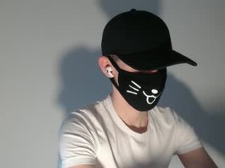 itz_xfynn live webcam thumbnail