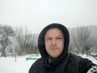 Ivan9iutt live webcam thumbnail