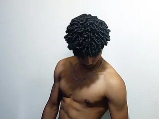 IvanShadow_mikelHoney live webcam thumbnail