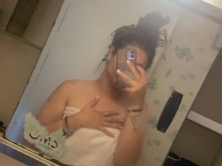 Ivy4567 live webcam thumbnail