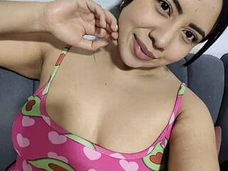 IvyVelvet_ live webcam thumbnail