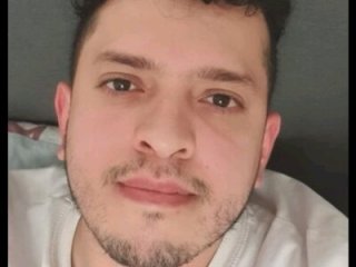 ivaancinho_69 live webcam thumbnail
