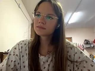 ivonneanagnostou live webcam thumbnail