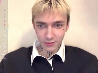 ivywairley live webcam thumbnail