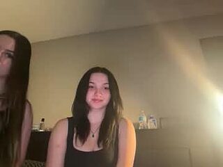 ivyxjade_rose live webcam thumbnail