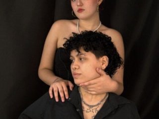 Jade_n_Jess live webcam thumbnail