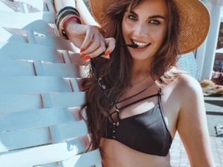 JasminJames live webcam thumbnail