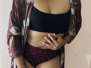 Jasmine_jaaan live webcam thumbnail