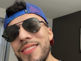 Jasonn127 live webcam thumbnail