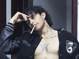 JayTaylorr live webcam thumbnail