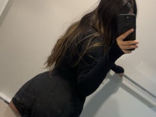 jAsMinE678 live webcam thumbnail