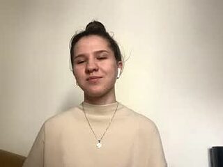 jacquilinegoudelock live webcam thumbnail