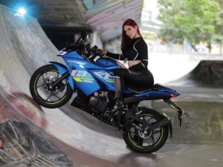 jade_reeed live webcam thumbnail