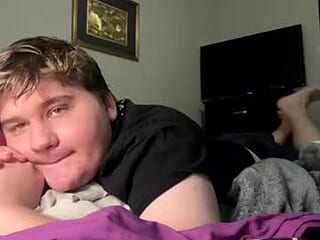 jake827778 live webcam thumbnail