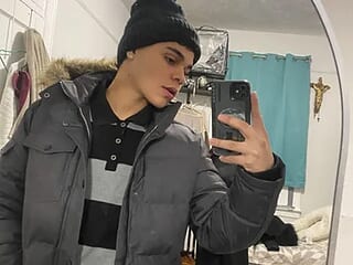 james_jonnes_ live webcam thumbnail