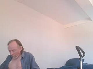 james_nice367169 live webcam thumbnail