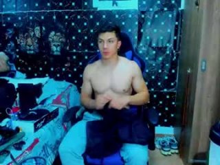 javiersexymann live webcam thumbnail